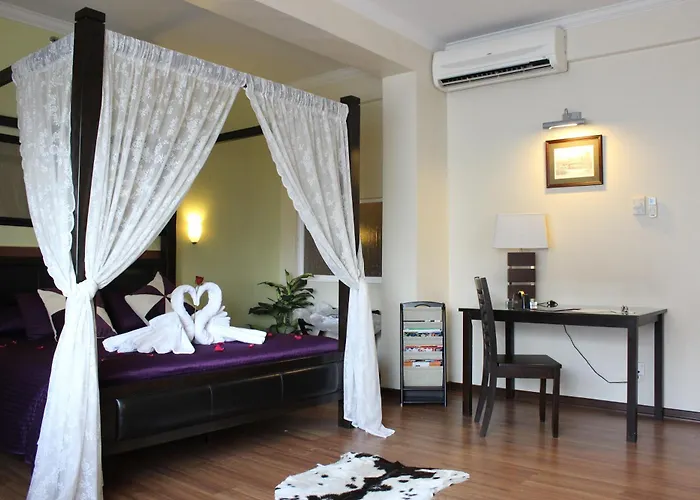 Hotel Maluri